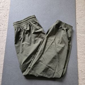 Old Navy High-Waisted Cargo Jogger Pants Olive Green